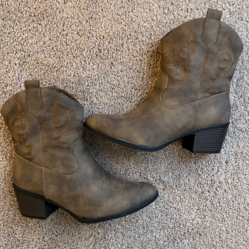 Cowboy boots